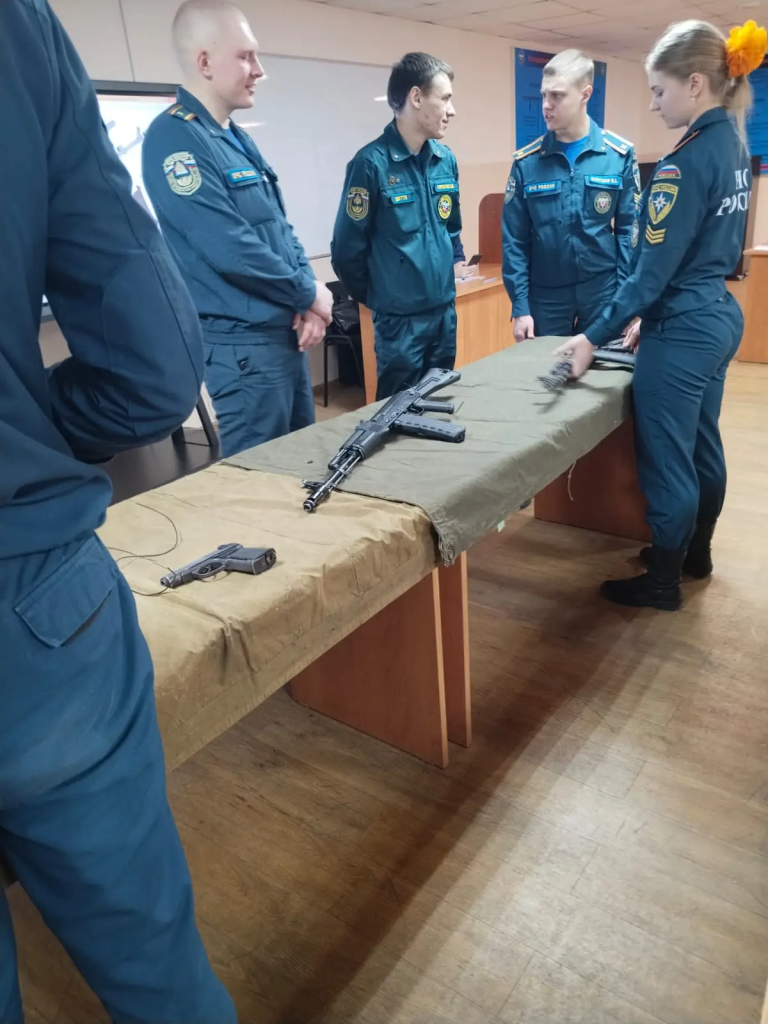 МОРСКАЯ ГВАРДИЯ РАСТЕТ: ПАТРИОТИЧЕСКИЙ ДЕСАНТ ВО ВЛАДИВОСТОКЕ И ПАРТИЗАНСКЕ